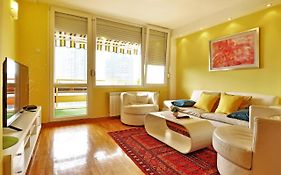 Apartment Bella Art
